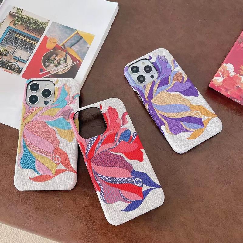 Gucci iphone shell 09